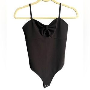 Black Keyhole Cutout Bodysuit